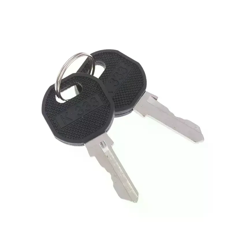 2 SZT. KLUCZY K333 Klucz do szafki kampera Emka EK333 Elddis Klucz do przedniej szafki gazowej EK 333 Klucz do zamka szafki serii MS300