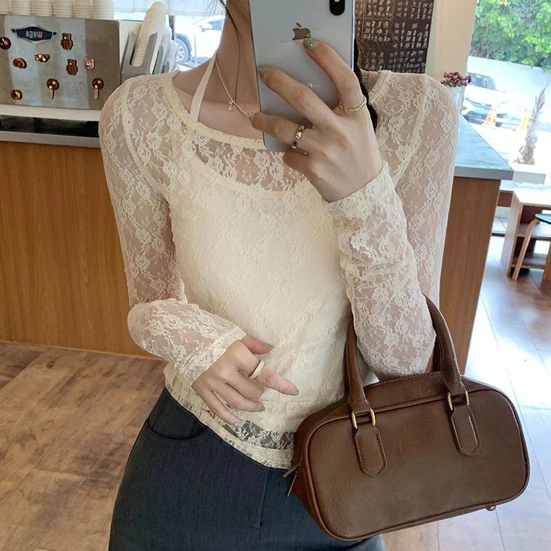 

Lace Long Sleeve T-shirt Women Tops Summer V-neck Slim Fit Hollowed Thin Sun Protection Short Tops Design Sense Niche T-shirt