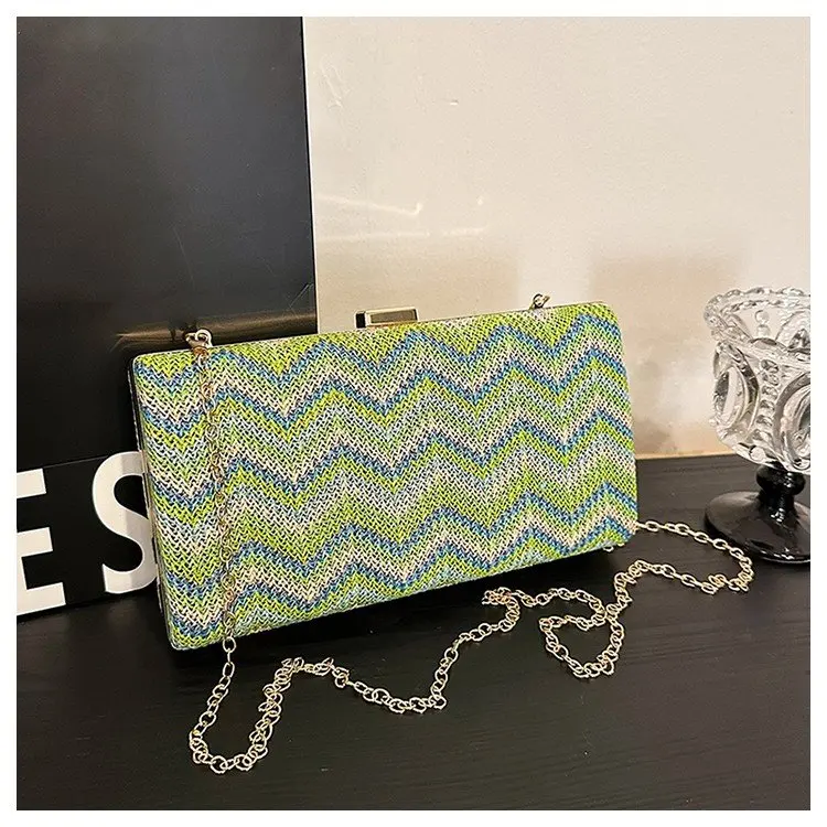 

2025 Autumn 406 New Fashion Light Luxury Shoulder Bag Messenger Bag Simple Hundred Tower Dumpling Bag Handbag