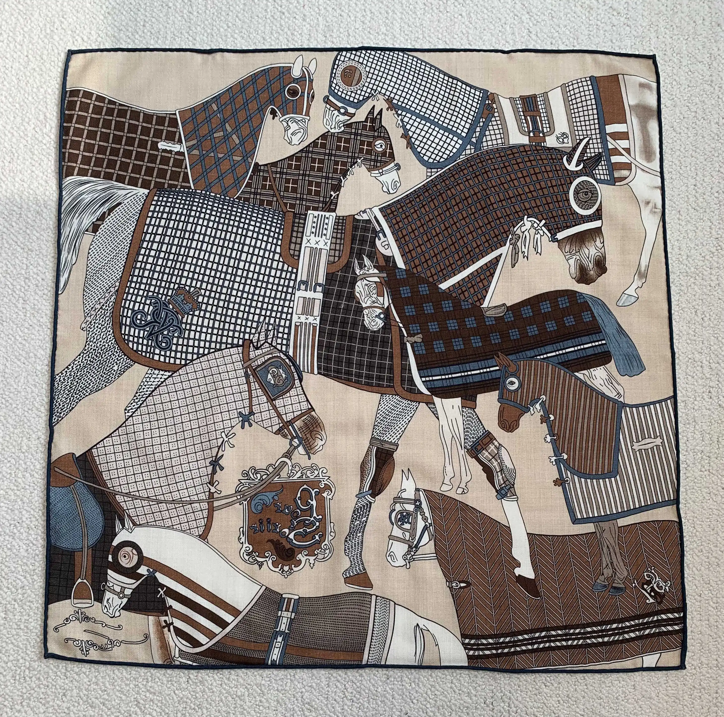 Double Faced Print Designer Scarf Luxury Winter Square Bandanas Shawls Hand Rolled Scarfs Head Clothing Hair Accessories