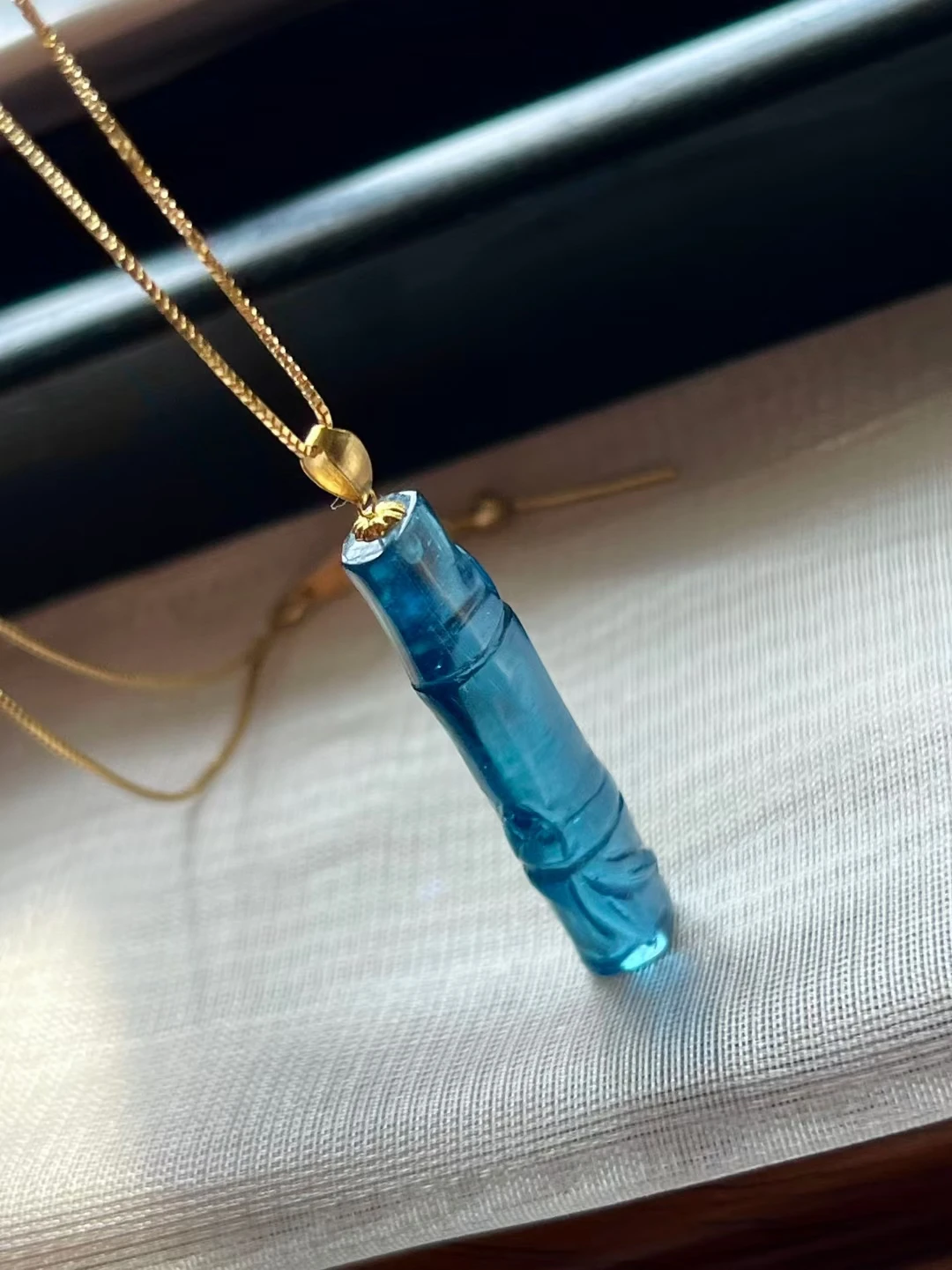 

Natural Blue Aquamarine Quartz Pendant Bamboo Carved Jewelry 34.5x7.5mm Blue Aquamarine Oval Necklace AAAAA