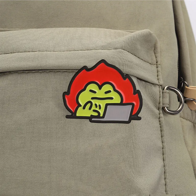 Frosch-Meme-Anstecker: Süße Kawaii Cartoon Burnout Büro-Humor Emaille-Pins, „Niedriger Akku“ Broschen, Lustiges Accessoire-Geschenk – Detail 6