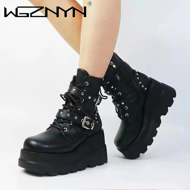 2024 Punk Gothic Style Vintage Western Boots for Women Black Rivets Buckle Strap Platform Wedges Motorcycles Ankle Boot Shoes