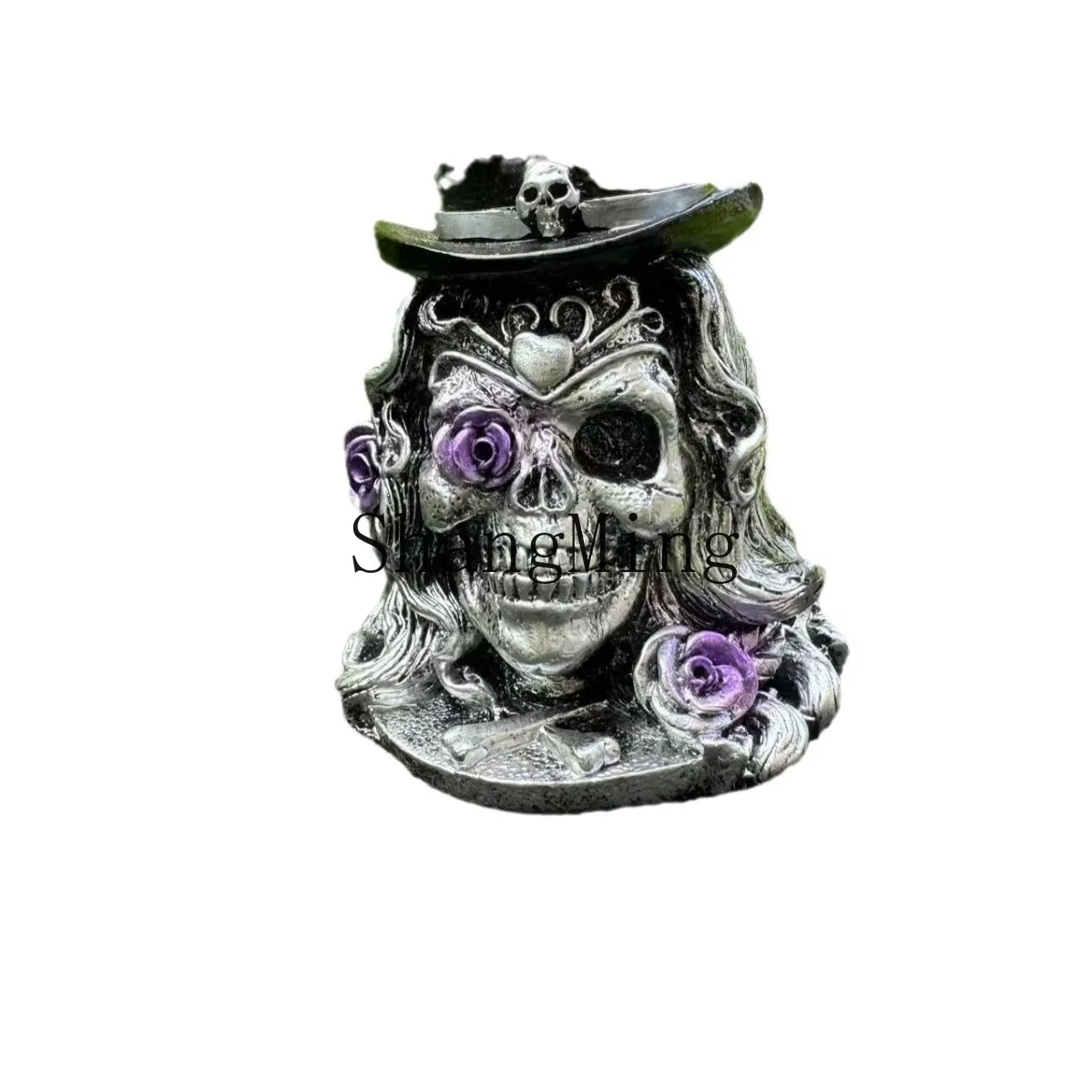 

Креативные поделки из смолы: декоративные элементы в виде шаров и сфер из кристаллической смолы.