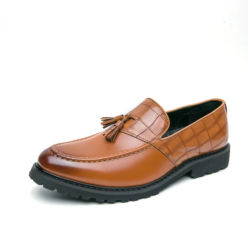 

men's Chelsea leather shoes new casual business dress shoes men's Casual sneakers shoes large size work driving men's shoes