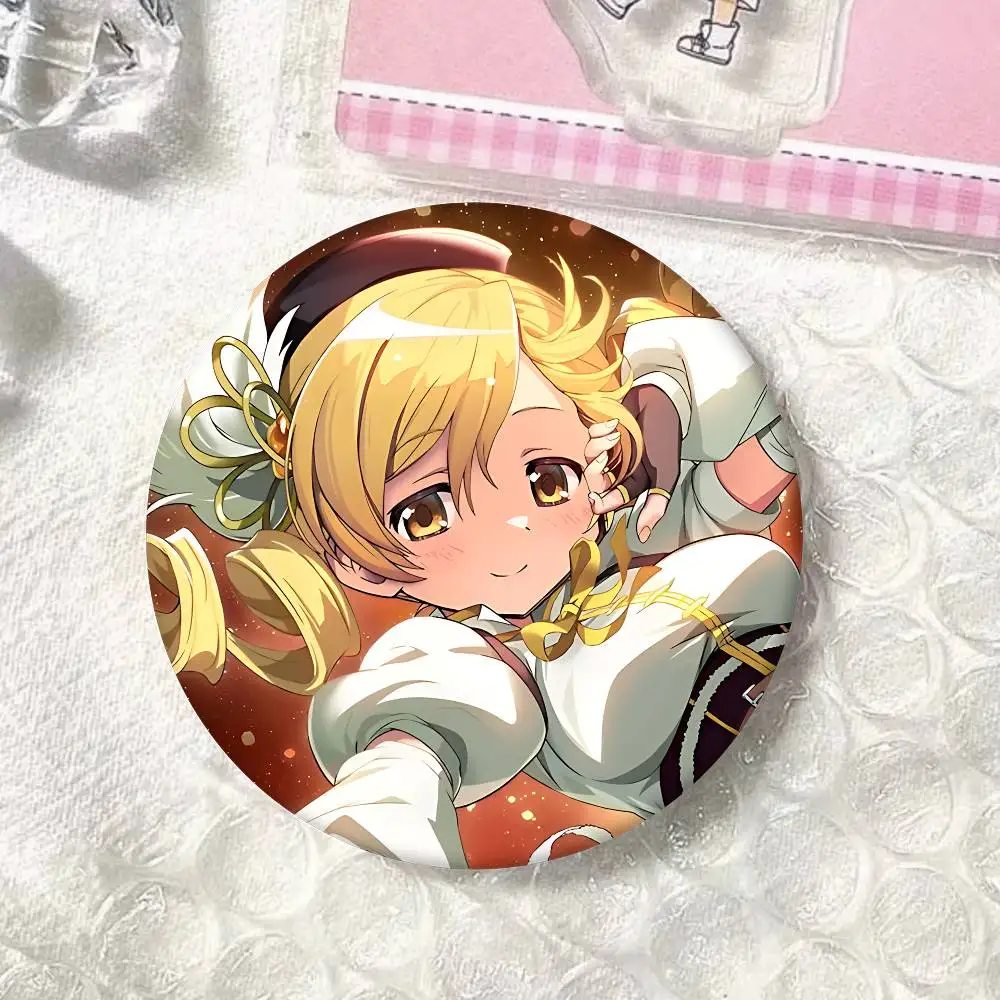 Tomoe M-Mami شارات الإبداعية صفيح لينة زر دبابيس الحيوان أيقونة بروش التلبيب على ظهره شارة الملحقات دبوس