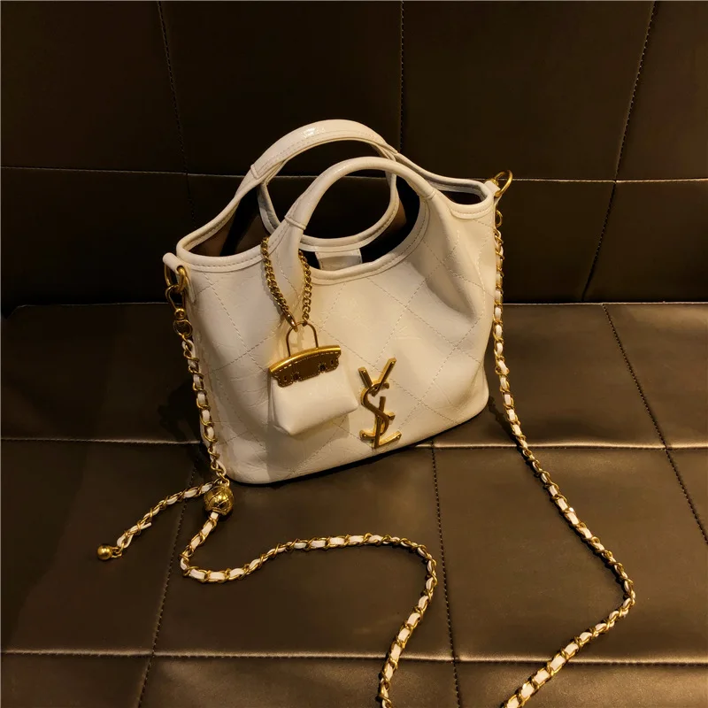 

2025 Новая текстурированная кожаная сумка через плечо для женщин, модная сумка через плечо с верхней ручкой, минималистичная сумка «день-ночь» на каждый день