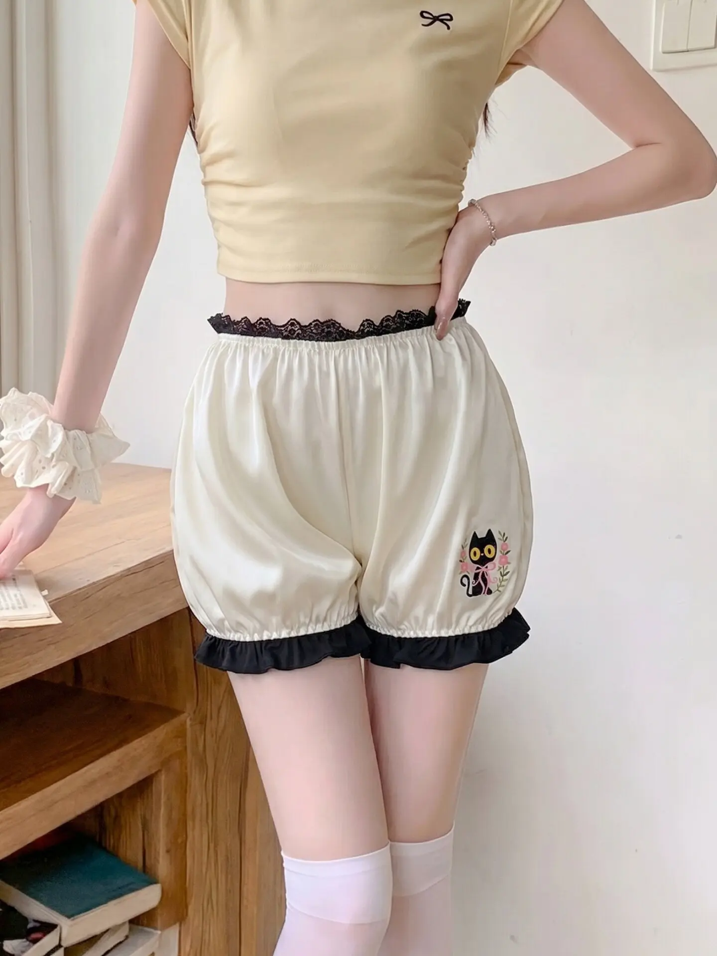 Women's Cute Ice Silk Safety Shorts Anti Se Through Bloomers 2026 Sweet Lolita New Loose Satin Ruffle Trim Under Shorts