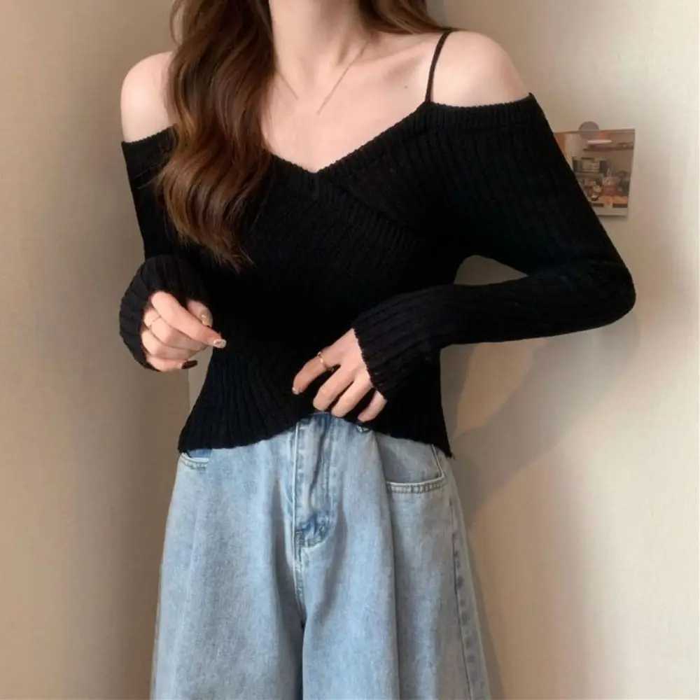 Krótki sweter z nieregularnym splotem, dopasowany, z długim rękawem, dziergany na szydełku, pulower, dekolt w serek, sweter na ramiączkach, dzianinowy sweter, jesień, wiosna