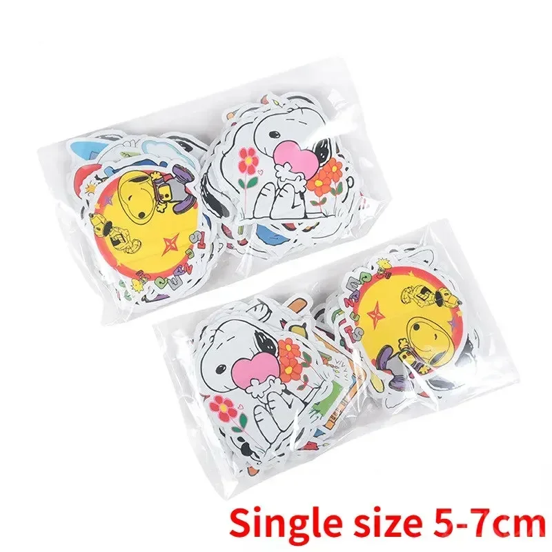 50/100pcs Snoopy Charlie Brown PVC impermeabile Cartoon Sticker Cute Animation bagaglio per bambini Notebook decalcomanie decorazione giocattolo