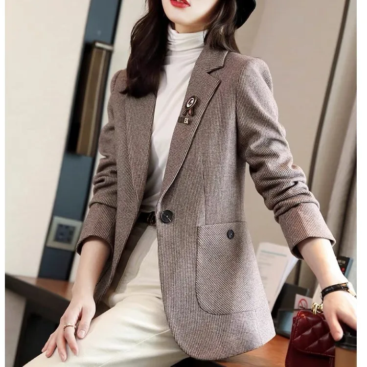 Blazer Women's 2024 New Spring and Autumn High-end Casual Fashion Small Suit Top