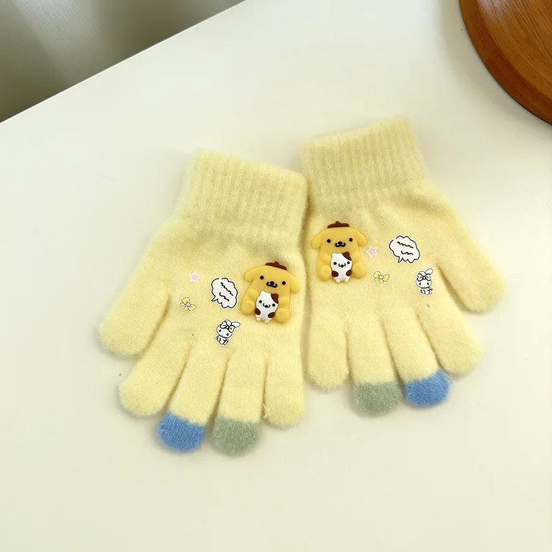 Sanrio children\'s gloves new winter cute warm cold thickened students baby writing full finger five finger cold gloves