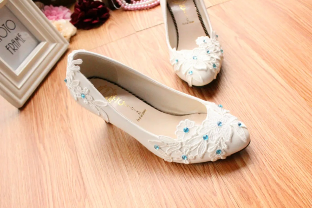 White Flower Women Pumps Wedding PU 3 5 8CM Thin Heels Fashion Rhinestone Lace Shallow Flower Shoes for Woman Ladies Party Dress