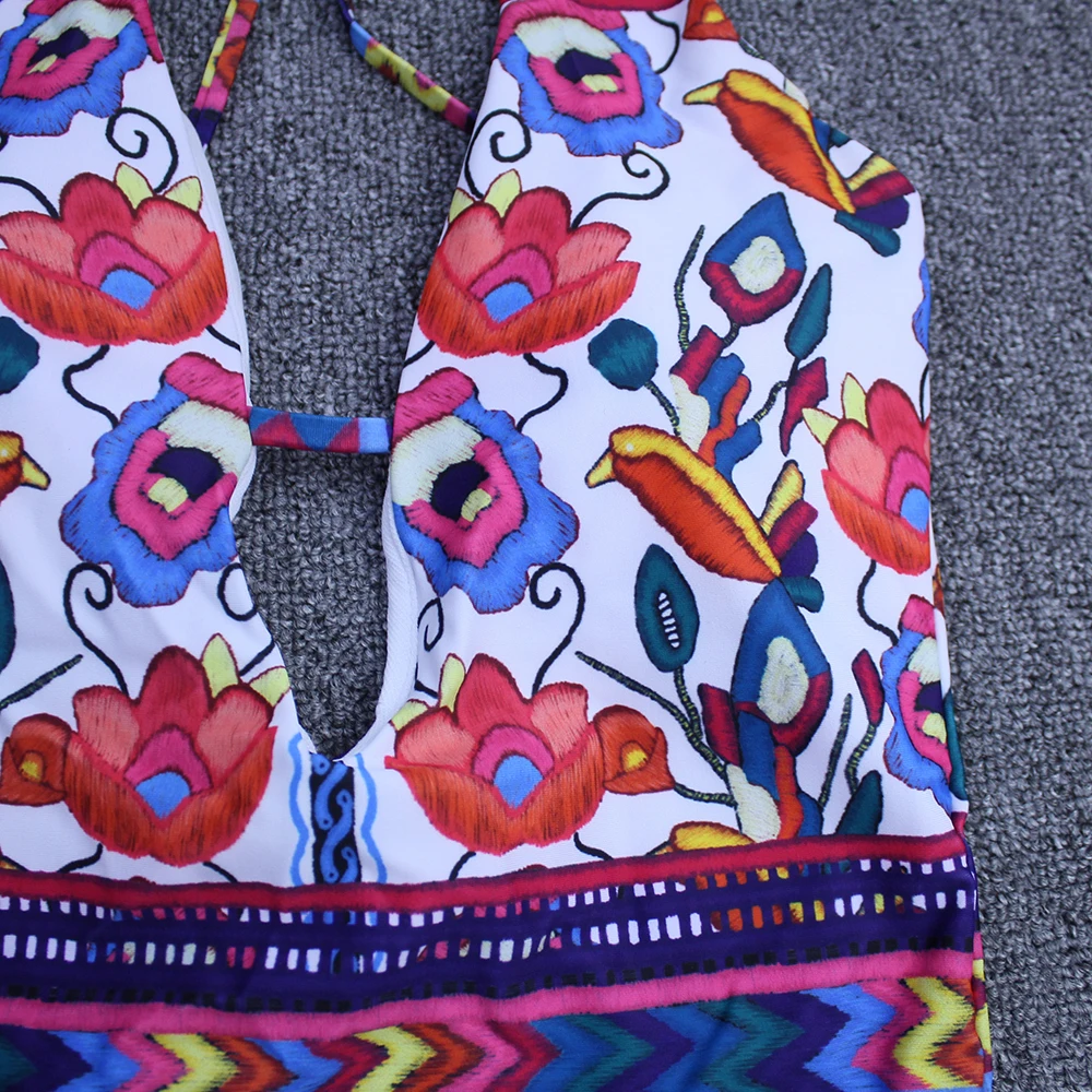 خمر 2025 مثير مجموعة البكيني المرأة مثير الأزهار الخامس الرقبة قطعة واحدة ملابس السباحة طباعة عارية الذراعين ملابس السباحة Monokini ثوب السباحة بحر