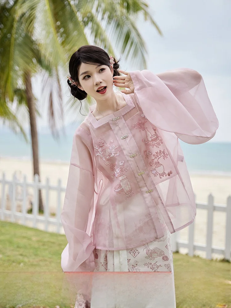 

Новинка! Весенний комплект Ханьфу «Июльский вечер»: оригинальный лаковый фарфор, богатая вышивка, цветочный мотив, юбка-ансамбль.