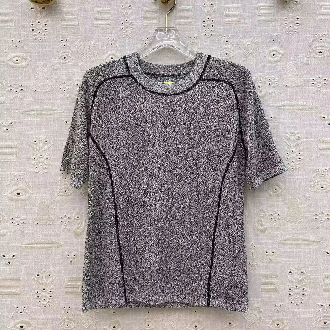 

New Spring Summer Elegant Fashion Knitted Slim T-shirt Women O-neck Short Sleeve Back Gold Button Vintage Tops Tee