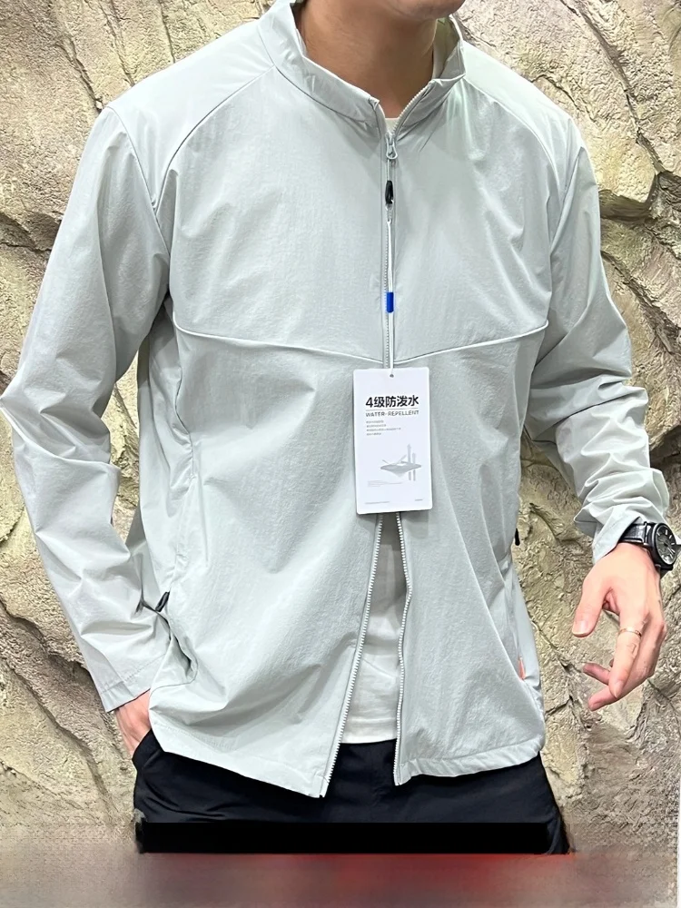 

Outdoor Lightweight Breathable Men's Jaet UPF50 Waterproof Moisture Absorbent Stand Collar Zipper Closure Long Sve Coat