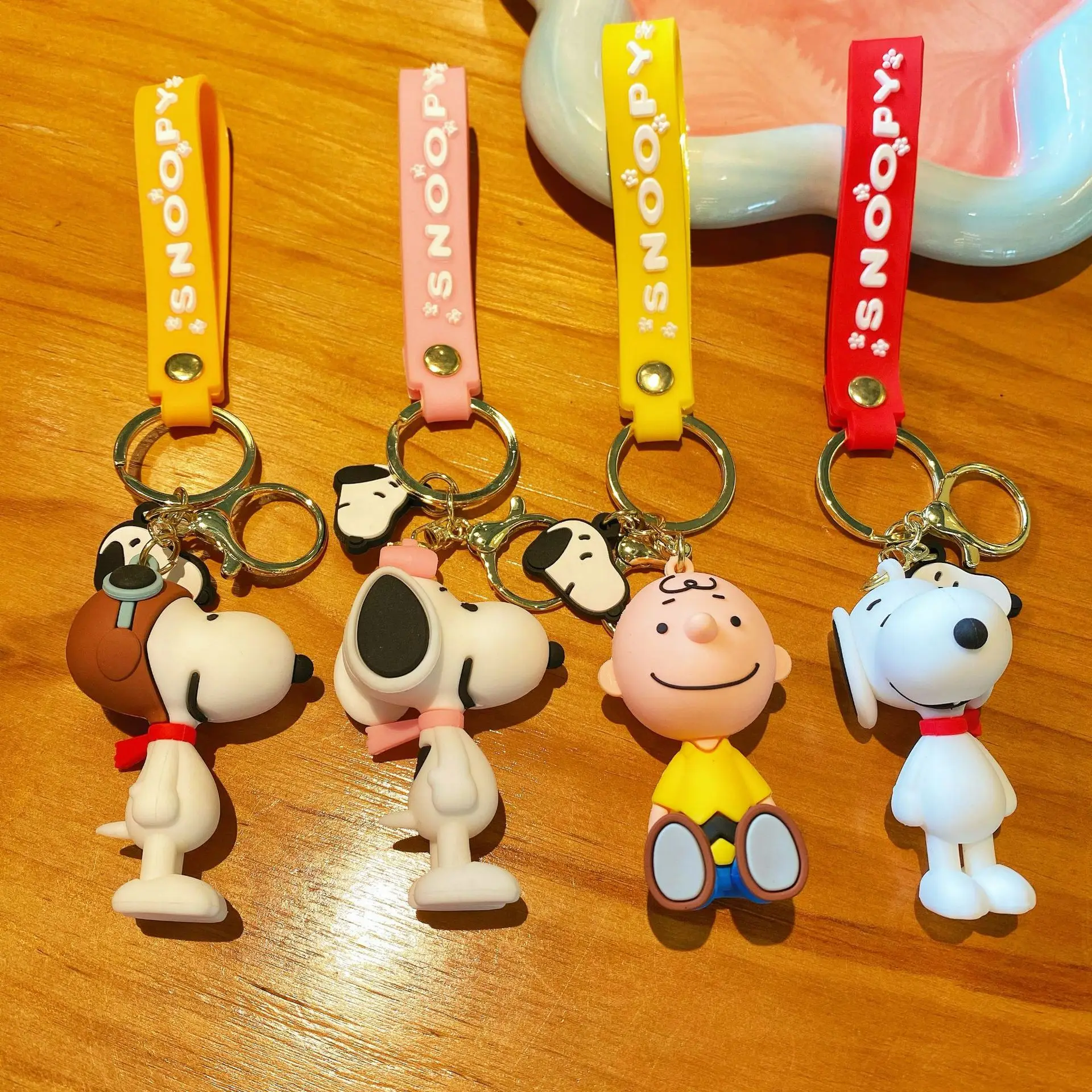 Animation Snoopy Charlie Cartoon Keychain Bag Pendant  Decoration Key Ring Couple Pendant Birthday Gift Cute Car Key Chain