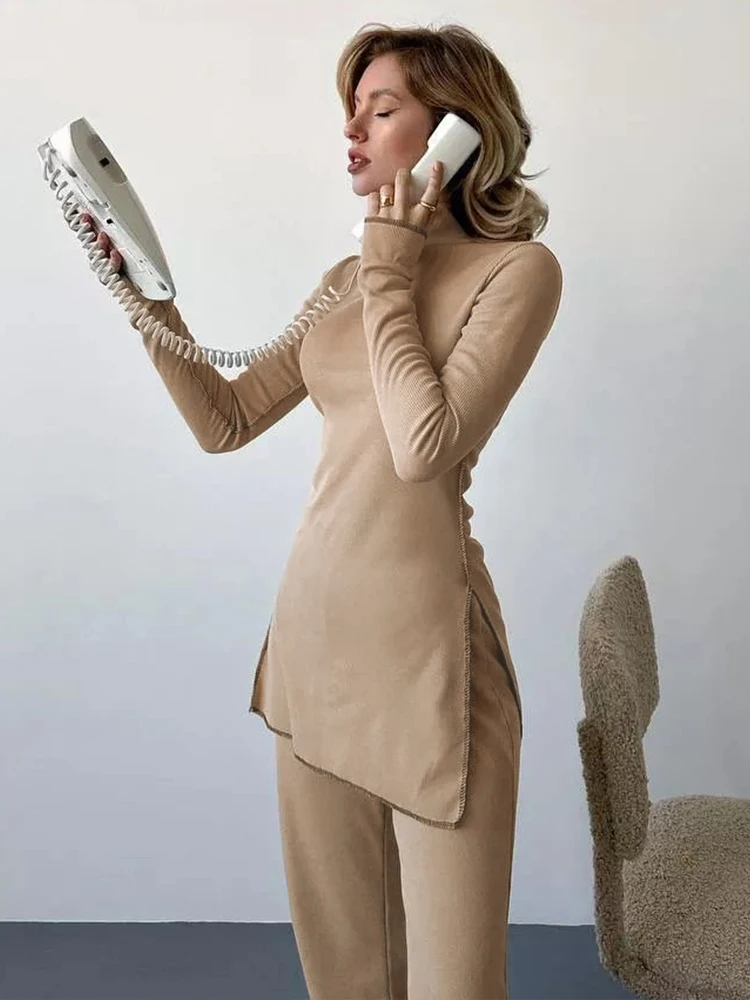 Kliou Stile Casual Set da 2 pezzi Dolcevita da donna Manica intera T-shirt con spacco laterale + Pantaloni lunghi solidi a vita alta Abiti semplici alla moda