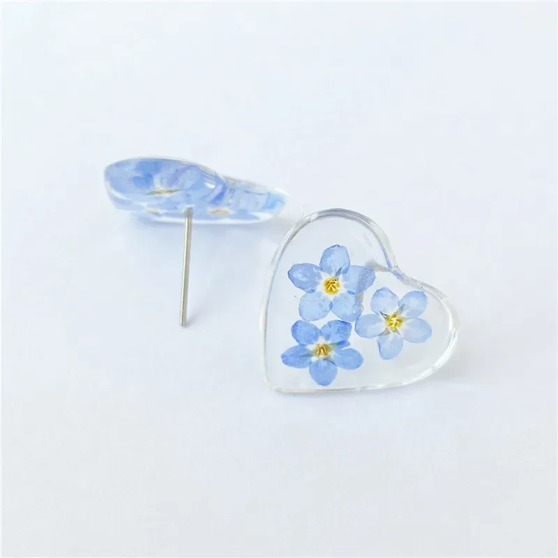 Summer New Drop Glue Forget-me-not Earrings Simple, Small, Fresh and Transparent Heart Shaped Dry Flower Earrings