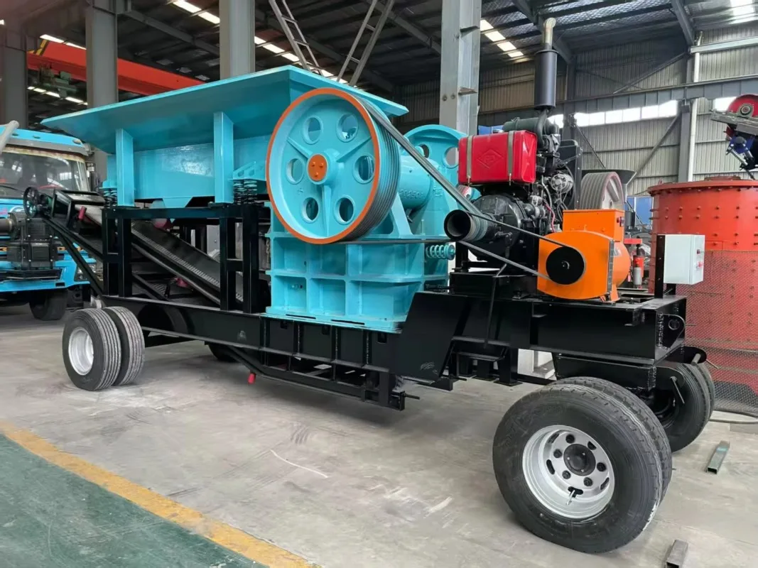 Portable Multi-Functional Mobile Jaw Crushing Station with Screening and Diesel Engine Mobile Stone Crusher Factory