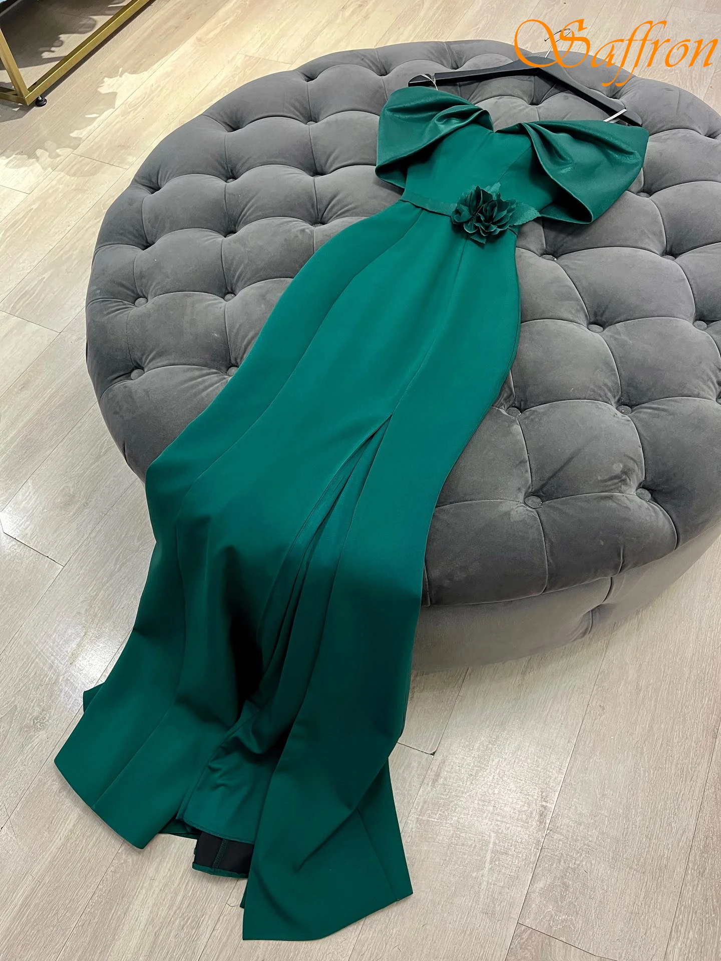 

Customized Straight Boat Neck Formal Evening Dress Classic Fashion Bespoke Occasion Gowns Modern Temperament Party Dress