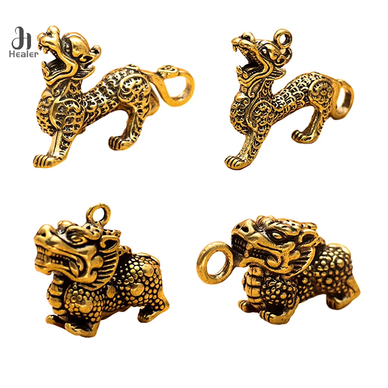 Feng Shui Kylin Statue Decoration Retro Brass Kylin Pendant Tabletop Ornaments Key Chain Pendant Vintage Lucky Craft