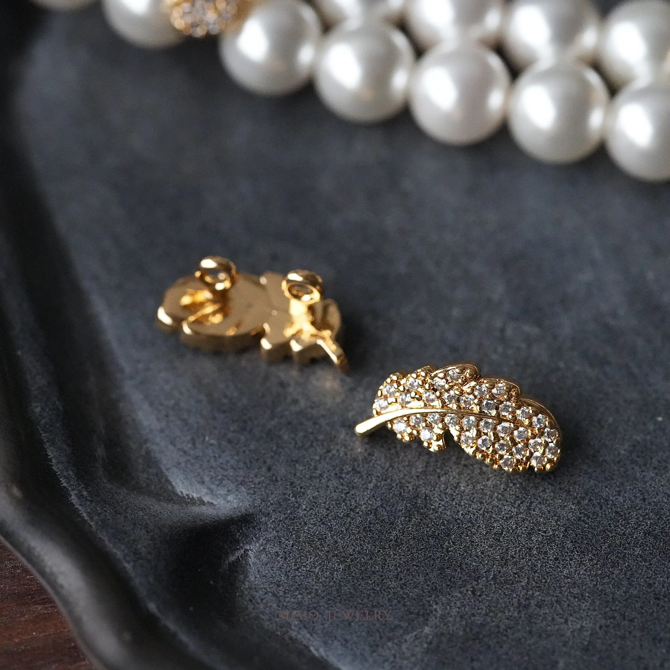 

1 шт. медный позолоченный кулон-перо с цирконами для изготовления ювелирных изделий, аксессуары для ожерелий и браслетов своими руками