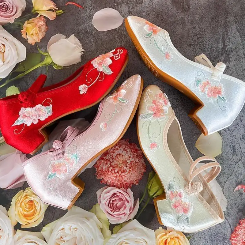 

Traditional New Cross-Border Faion Footwear Warm Wool Lined Mule oes Busin Sle Ci Walk Suitable for Middle-Aged An...