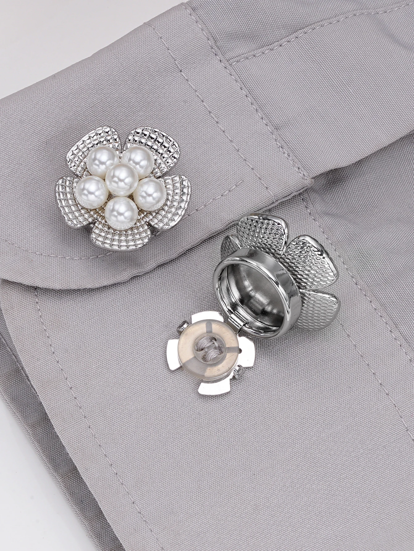 2/5/8pcs Rhinestone Cufflinks Luxury Button Cover Shirt Button Clip for Women Dresses Decorative Buttons Bling Cuff Links