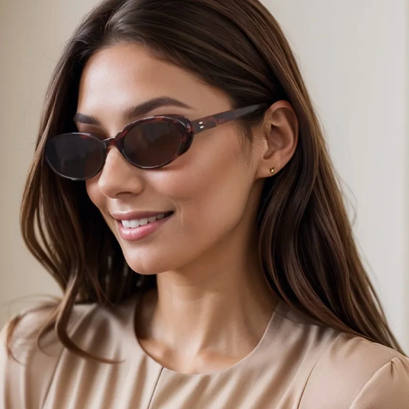 Schutzbrille 2 stücke Neue Weibliche Kleine Oval Niet Sonnenbrille Mode Multi Farbe Rahmen Sonnenbrille Frauen Im Freien Schatten UV400