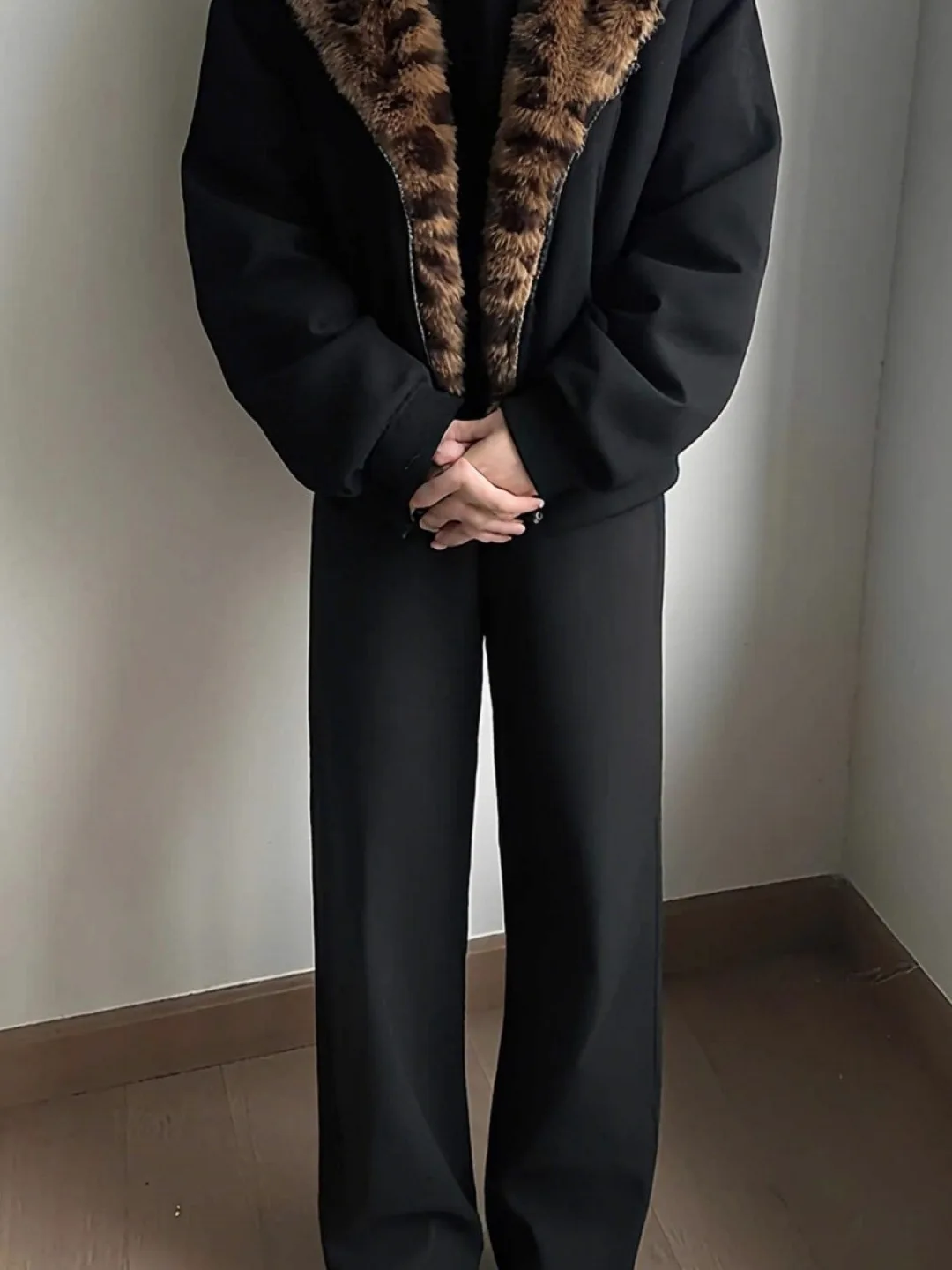 

Мужская зимняя куртка с капюшоном из утолщенного хлопка в американском стиле, теплая, повседневная, свободного кроя, на молнии, с коротким рукавом