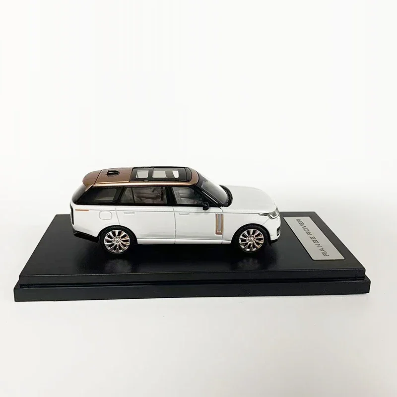 カーシリーズrmk5 p530,鋳造車コレクション,1:64 LCD合金モデル,白と金