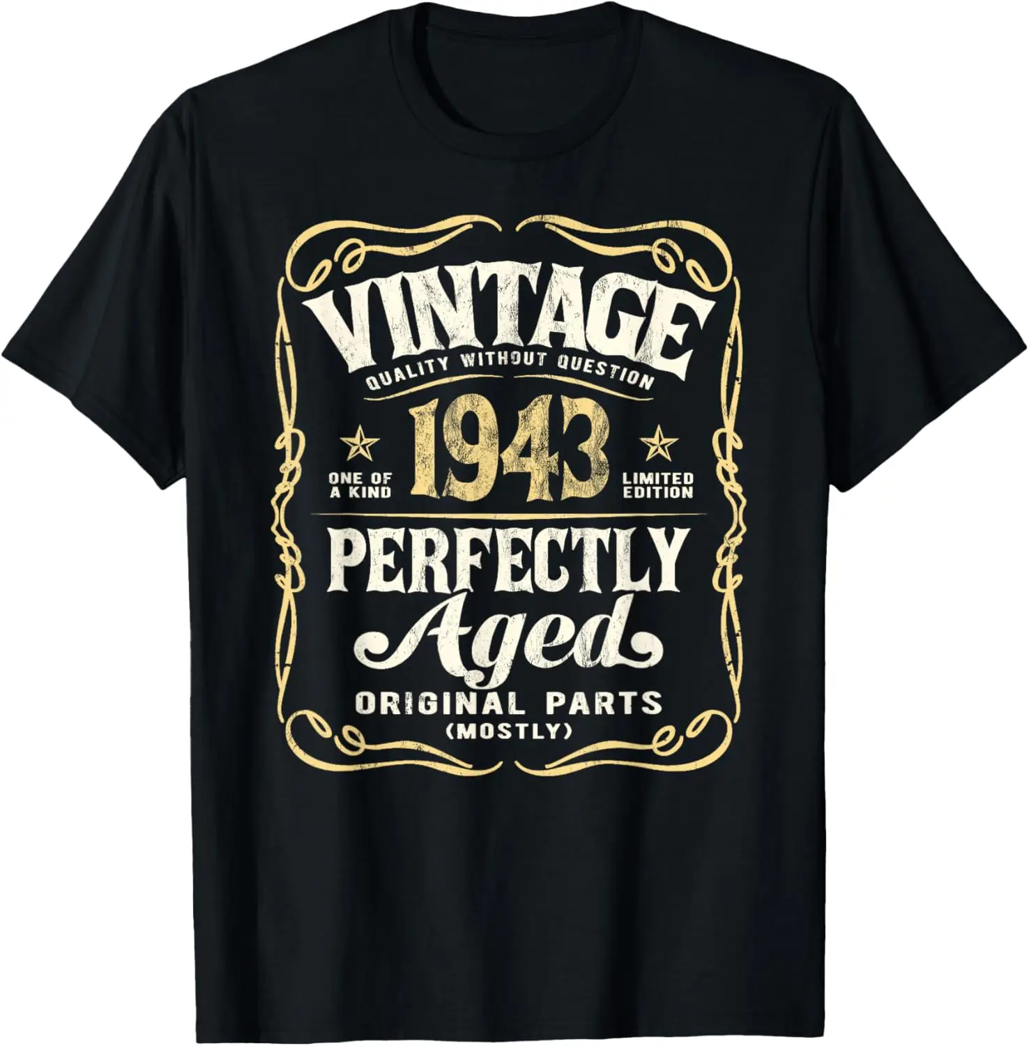 

Vintage Born In 1943 Classic 81st Birthday T-Shirt