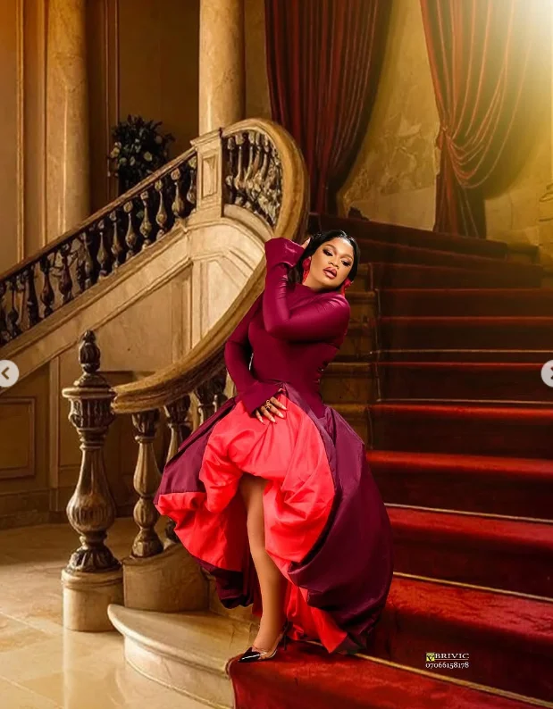 Robe de bal 2 couleurs, rouge bordeaux, manches longues, robe de soirée asymétrique en taffetas, drapée sur mesure