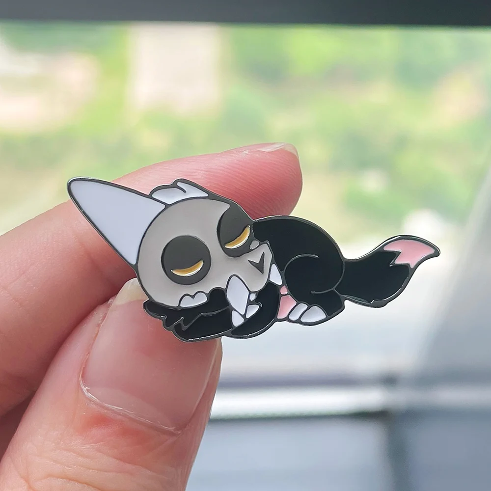 Эмалированная брошь с изображением совы в виде домика гремлина, Мультяшные булавки в виде короля, собаки, пряжка на лацкан, для куртки, одинаковые аниме ювелирные изделия для фанатов