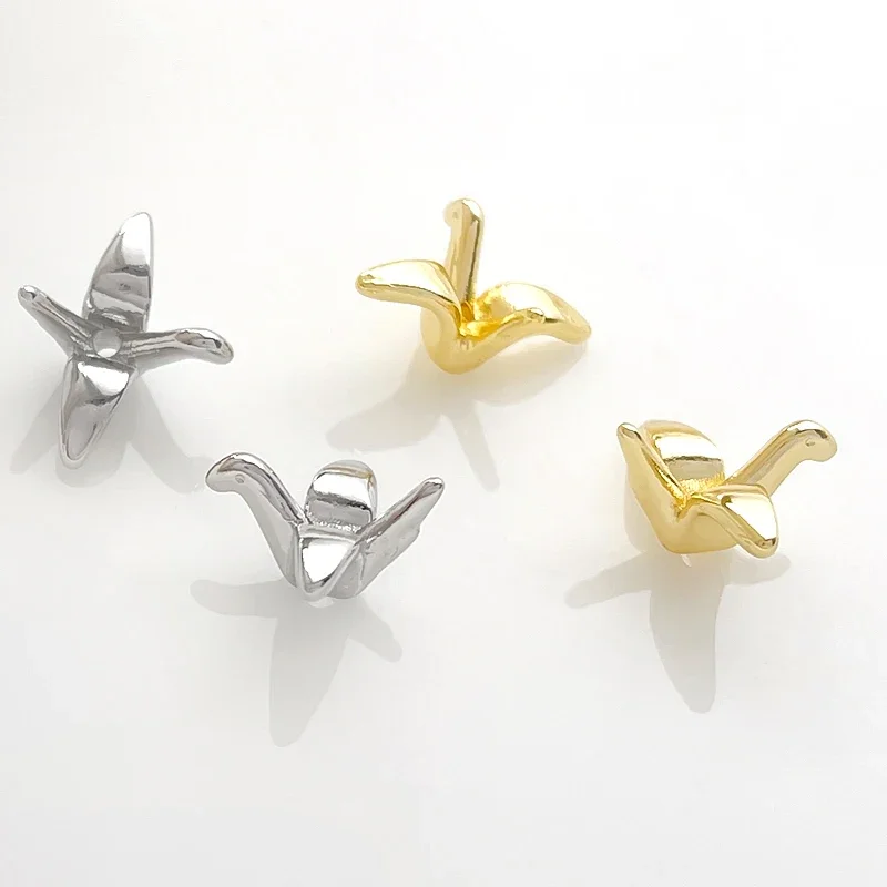 5 Pieces  Brass Plated with 14K Gold Thousand Paper Crane Perforated Pendant DIY Makes Fashionable Jewelry Accessories Materials