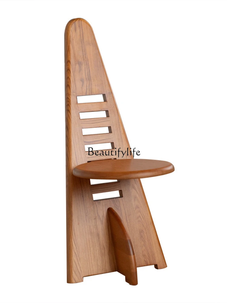 

Solid wood medieval triangular back chair Adjustable cafe homestay decorative chair