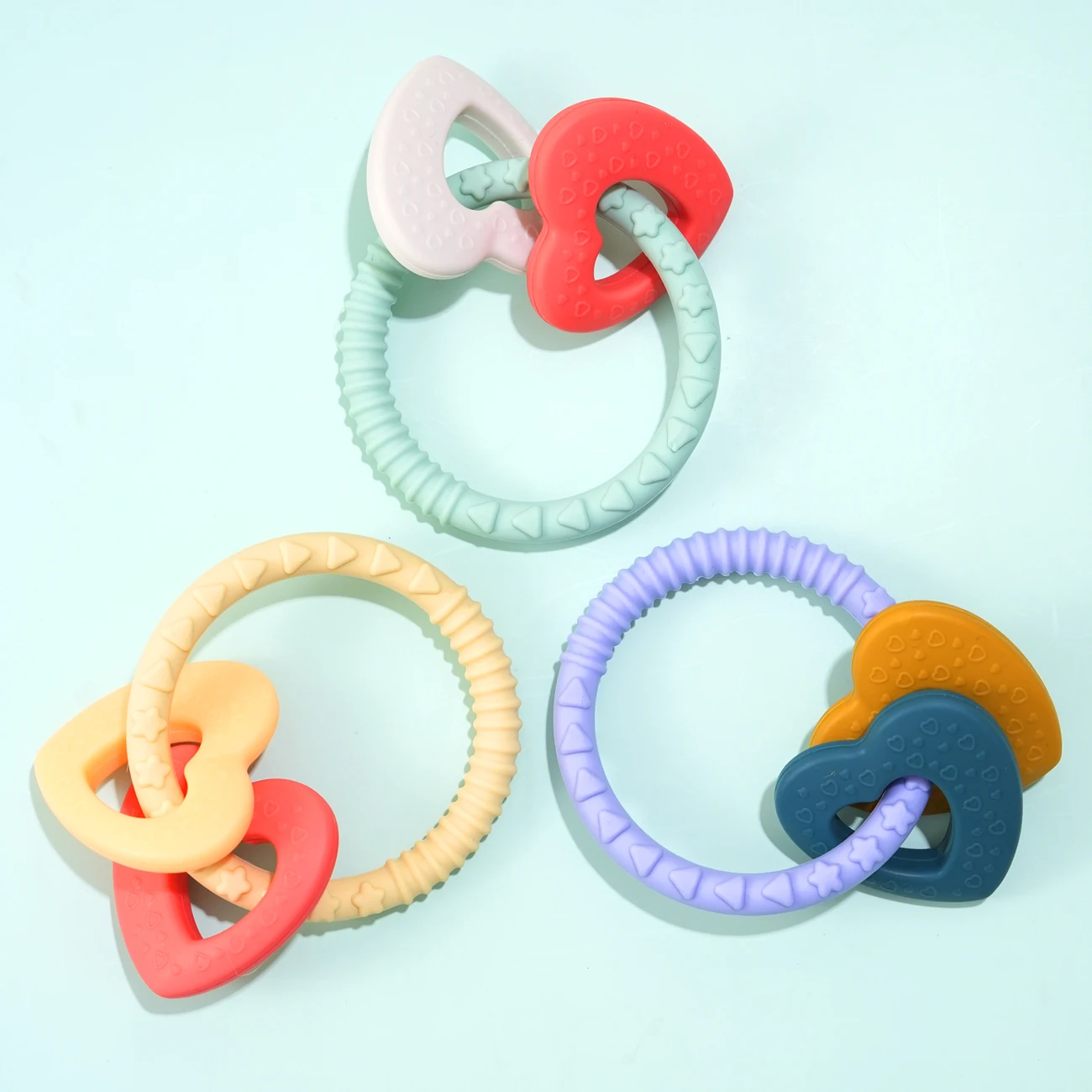 

1PCS Baby Silicone Teether Toys Soft Teething Ring Newborn Baby Accessories Cartoon Heart Shape Silicone Teething Toys