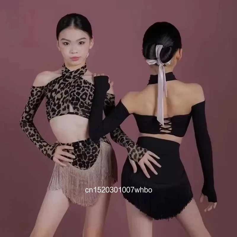 Costumes de danse, Costumes de scène, jupes à pompons, Costumes de concours de danse latine à imprimé léopard, danseurs à pompons, Co latino-américain
