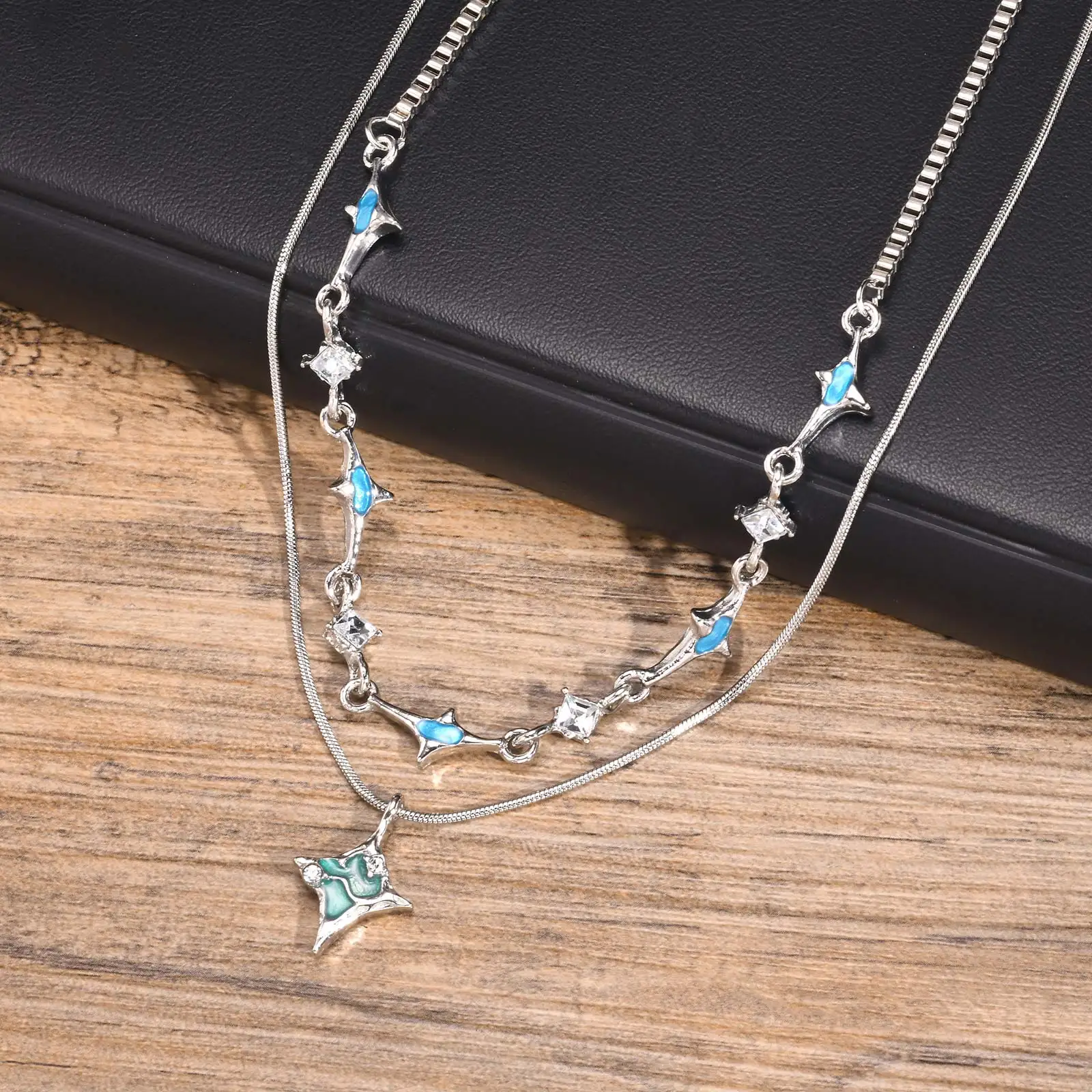 Mprainbow Irregular Starlight Necklaces for Men Women,Blue Green Star Pendants with Snake Bone Chain Collar,Hiphop Jewelry Gift