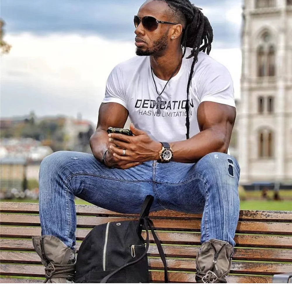 2026 Neues Herren-Sport-T-Shirt, Atmungsaktives Reines Baumwoll-Sommer-Freizeitshirt mit Schriftzug-Print, Kurzarm, Übergröße, Herren-Fitness-Kurzarmshirt