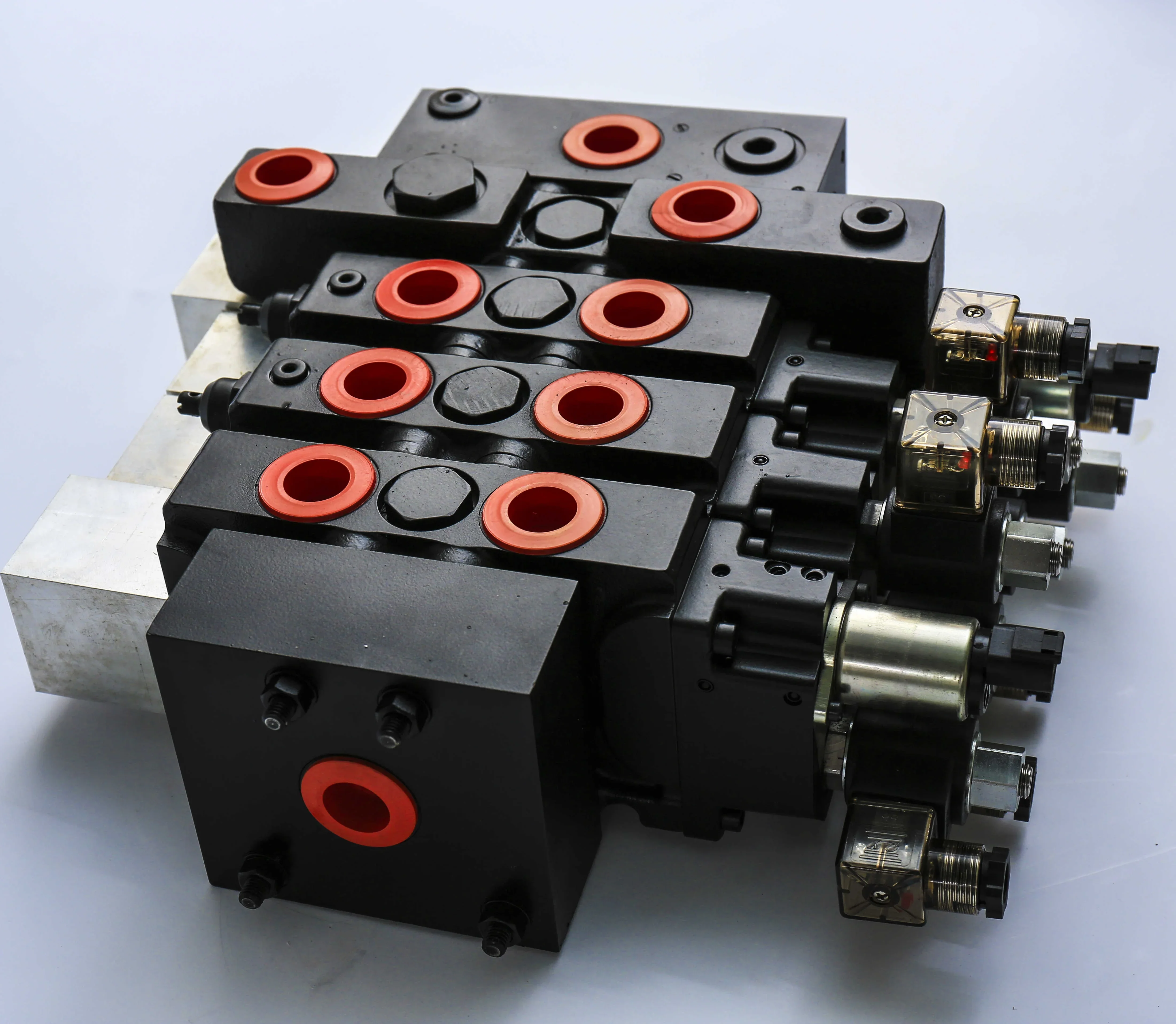 Hydraulic Proportional Valves Proportional Excavator Stackable Hydraulic Control Load Sense Valve For Excavator