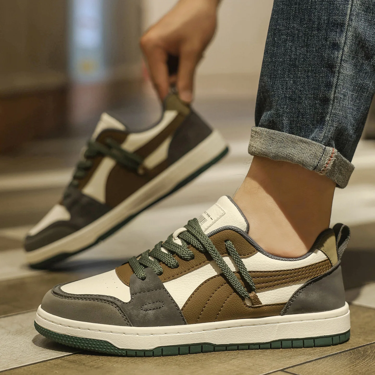 

Men's Four-Season Athletic Shoes - Non-Slip, Wear-Resistant, Durable, Casual Sneakers & Running Shoes