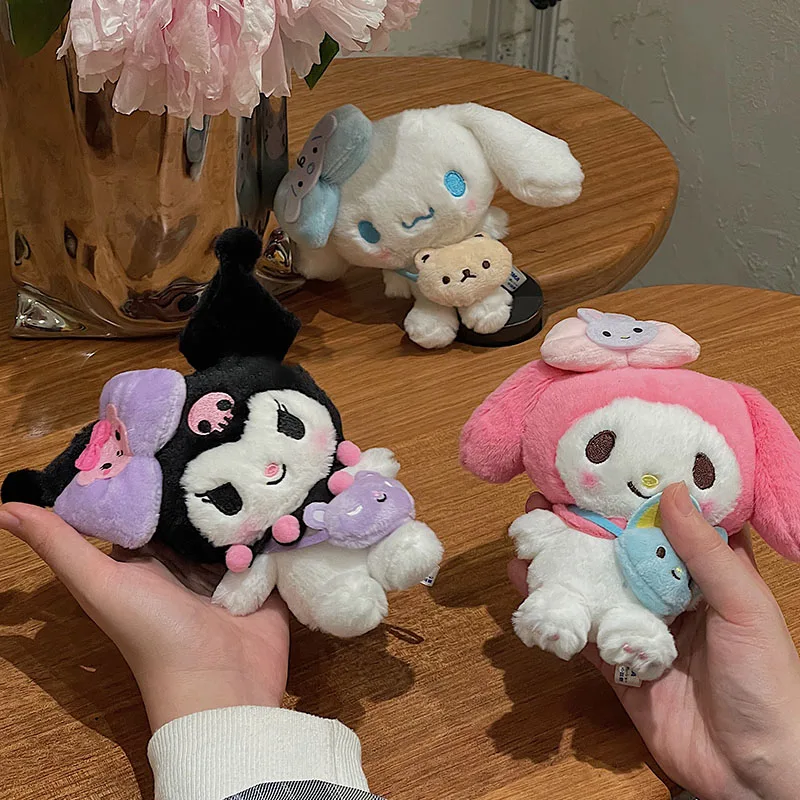 

Anime Japanese Newest Sanrio Kuromi Cinnamoroll Backpack Creative Cartoon My Melody Plush Toys Kawaii Keychain Bag Pendant gift