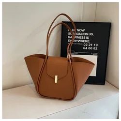 Large Capacity Soft Surface Bag for Women 2024 New Style Simple Temperament Shoulder Bag Niche Texture Wing Bag Tote Bag