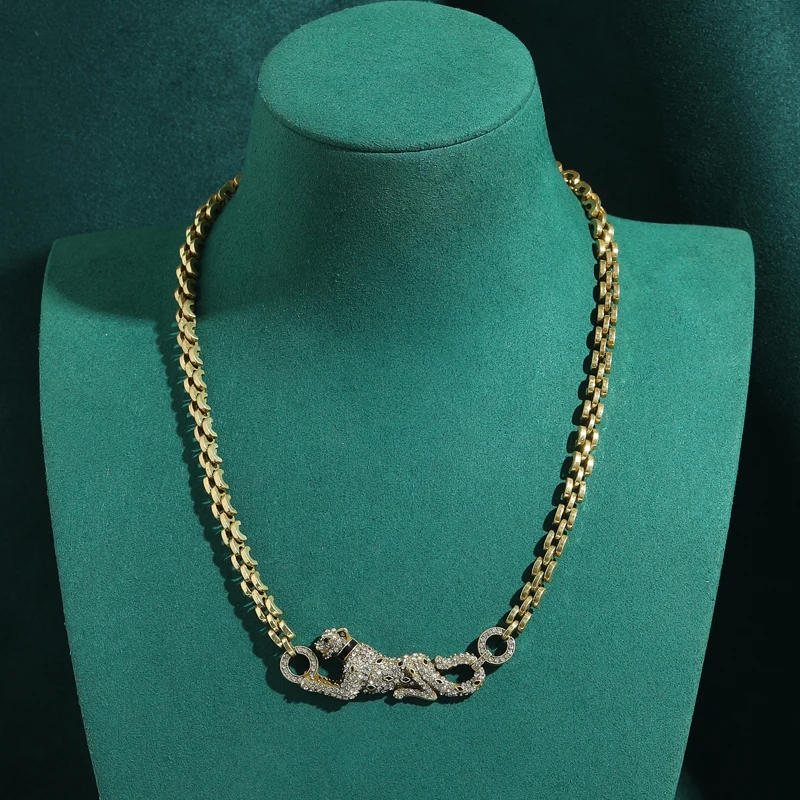 

Vintage Leopard Necklace Luxury Gold Color Rhinestone High Jewelry Designer Brands 2026 For Women's Day Elegant Gifts New Trends