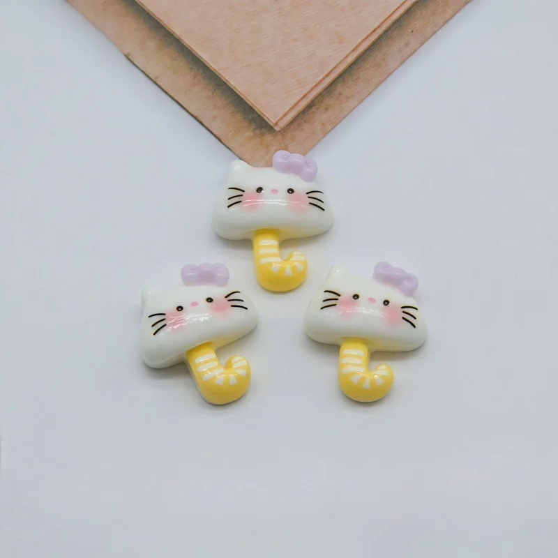 Gemmes pour ongles Hello Kitty - 50 pièces de breloques en résine mignonnes pour les modèles d'ongles à pression et en gel