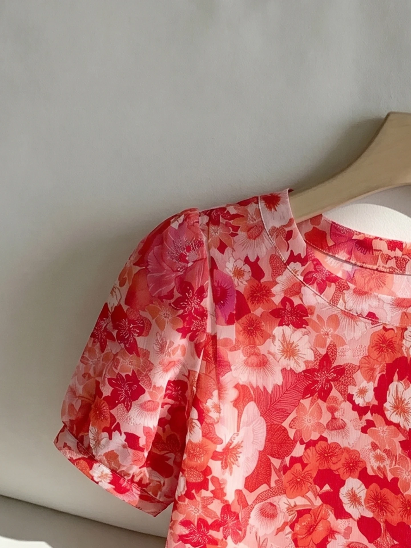 Koreanischer Stil, Rundhalsaus – Vintage Old Fashion Bewertung und Preis