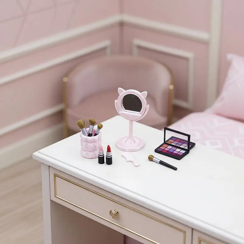 Simulated Mini Dollhouse Makeup Brush 1Pcs Realistic Cosmetic Accessory for Doll House Decor Children Pretend Play Toy
